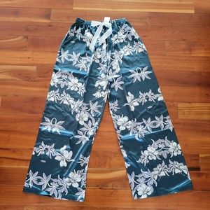 Satin capris lounge pants